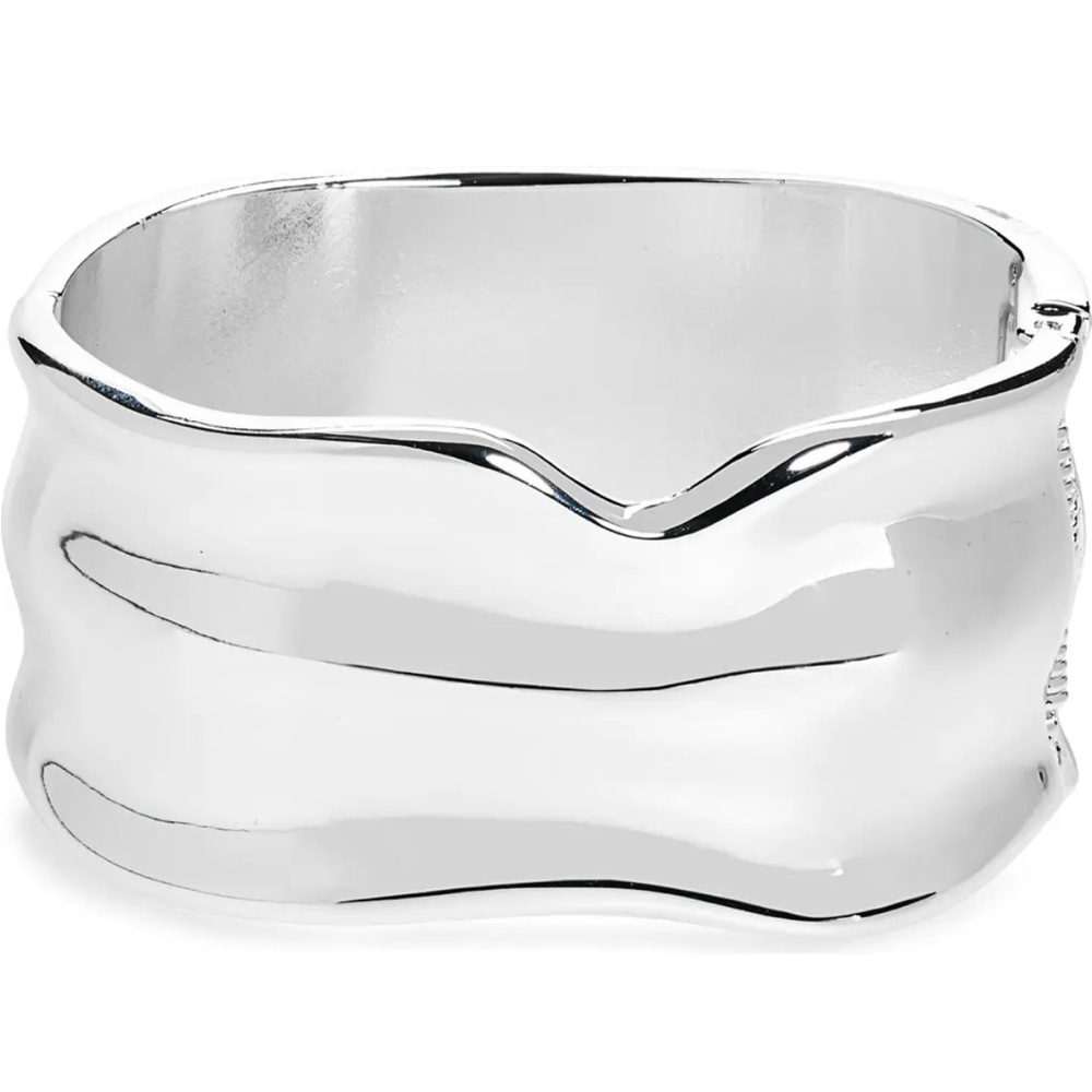 Molten Wide Hinged Cuff Bracelet
Open Edit NEW